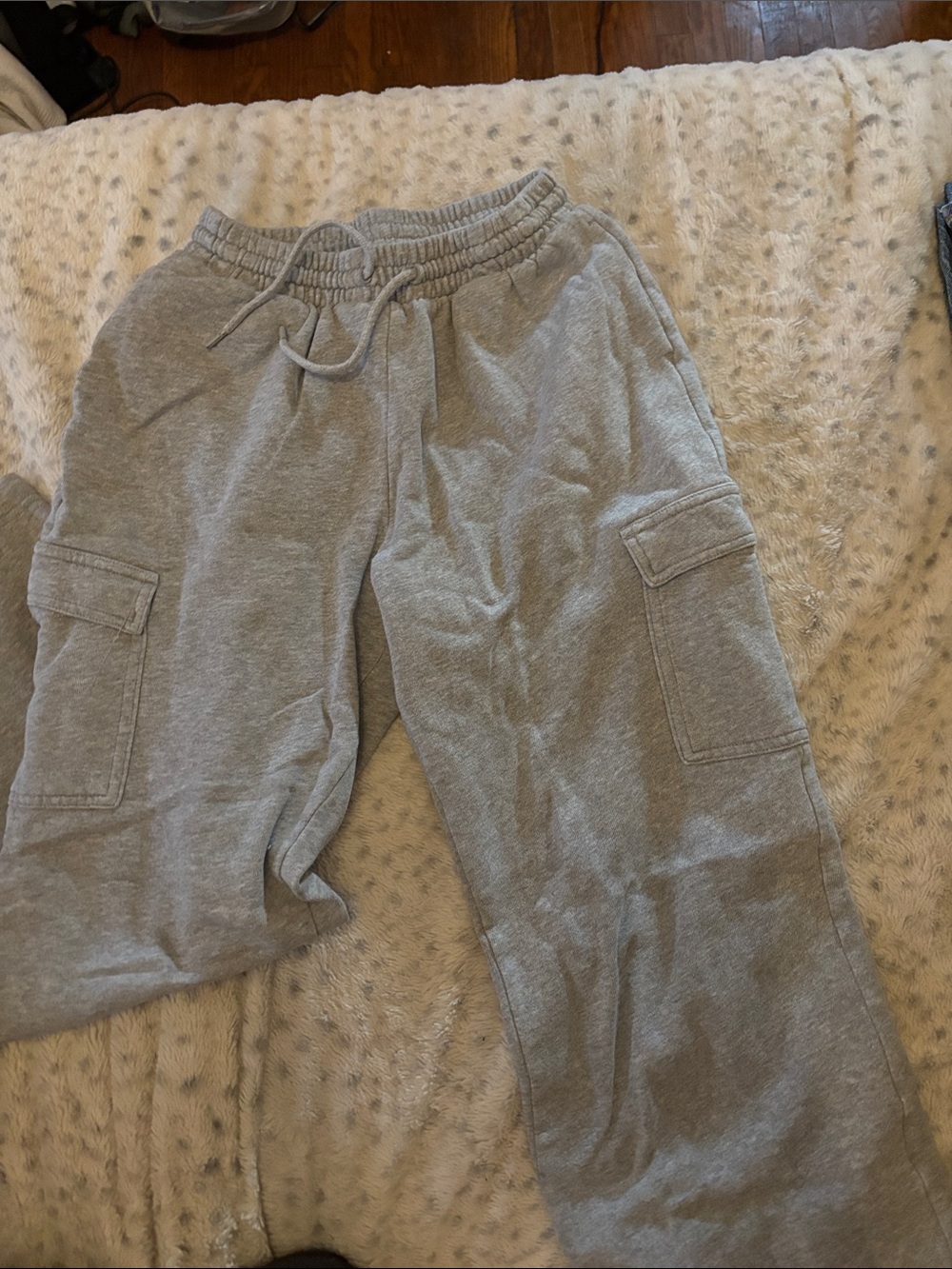 Old Navy Gray Cargo Sweatpants with Drawstring